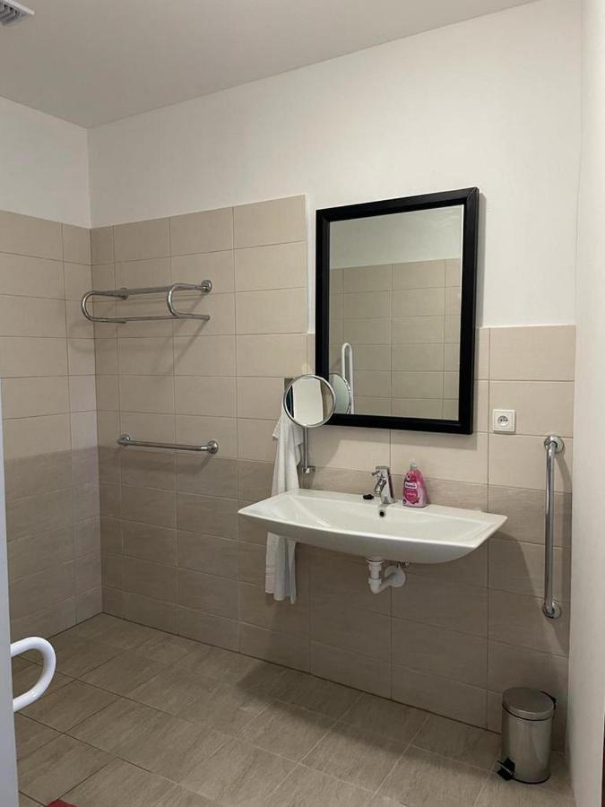 Apartments Gato Karlovy Vary Stara Role Exterior foto